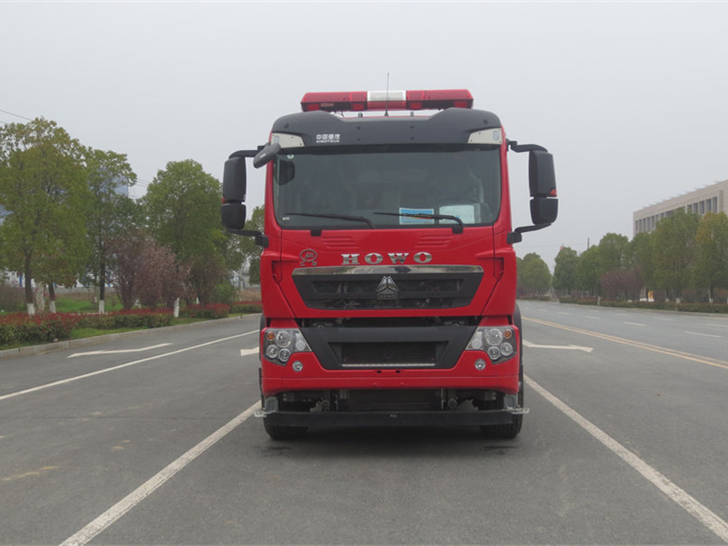 7噸干粉泡沫聯(lián)用消防車